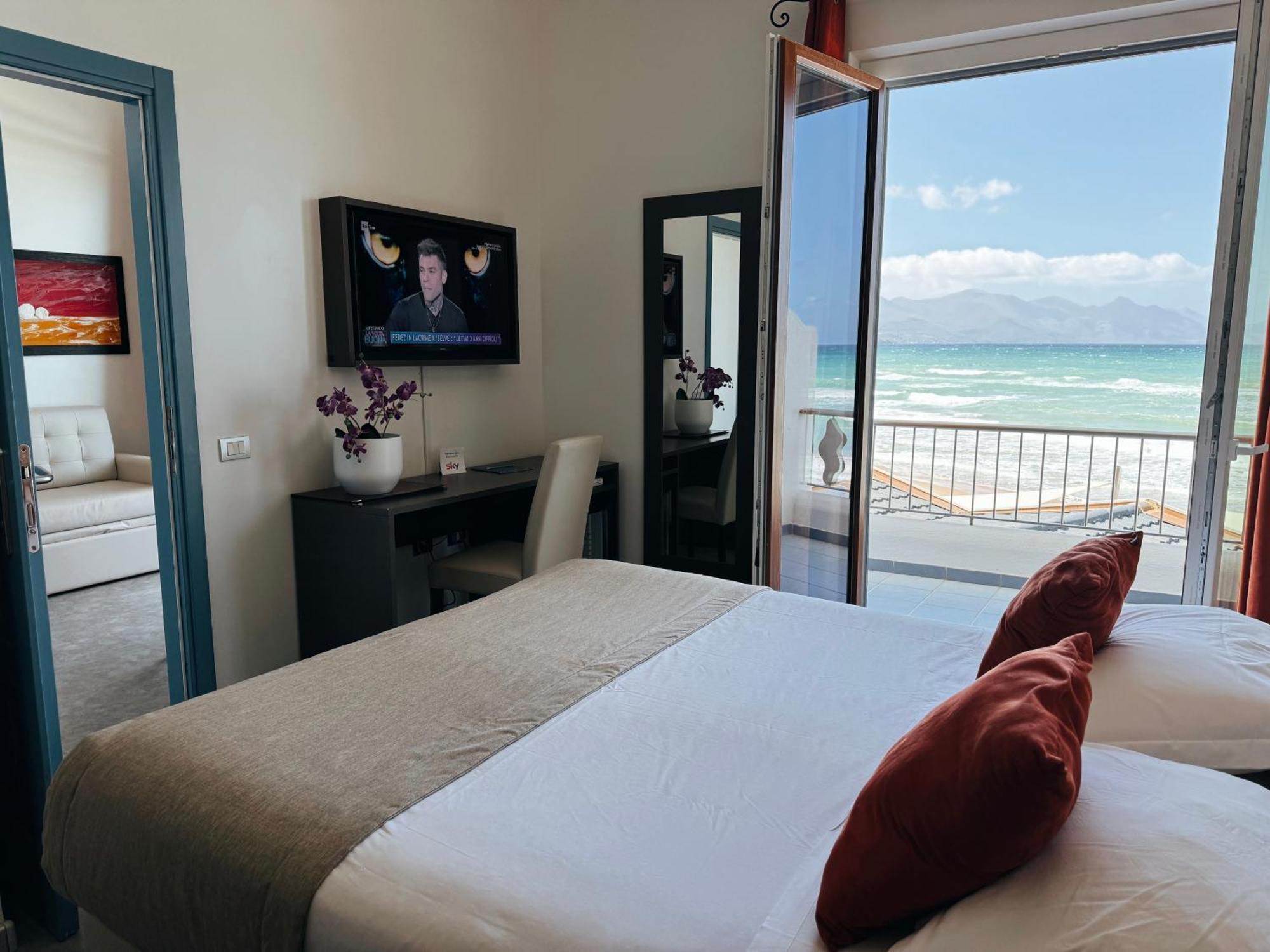 אלקאמו מרינה Hotel La Battigia מראה חיצוני תמונה