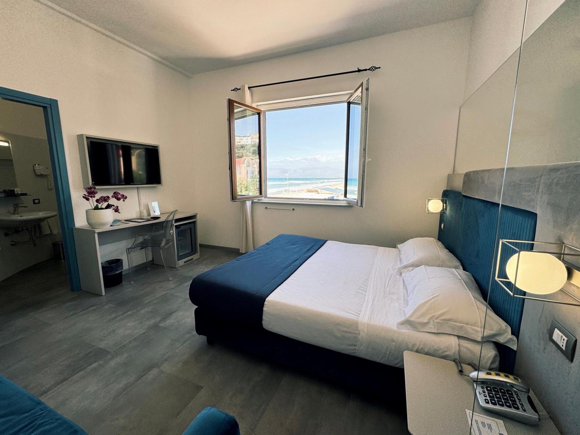 אלקאמו מרינה Hotel La Battigia מראה חיצוני תמונה